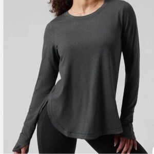 Athleta Gray Uptempo Long Sleeve Top